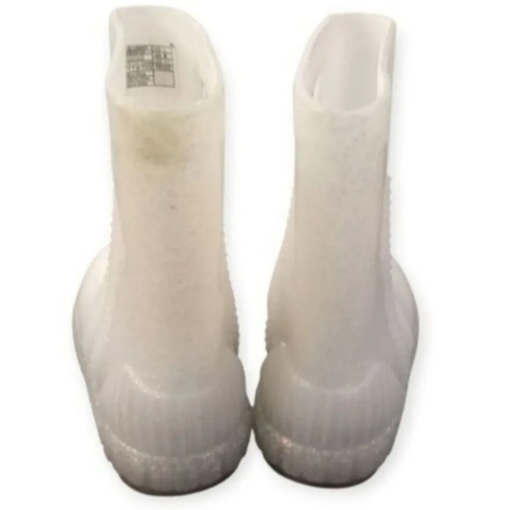 UGG Girls Glitter Boot Sz.6 EUC.